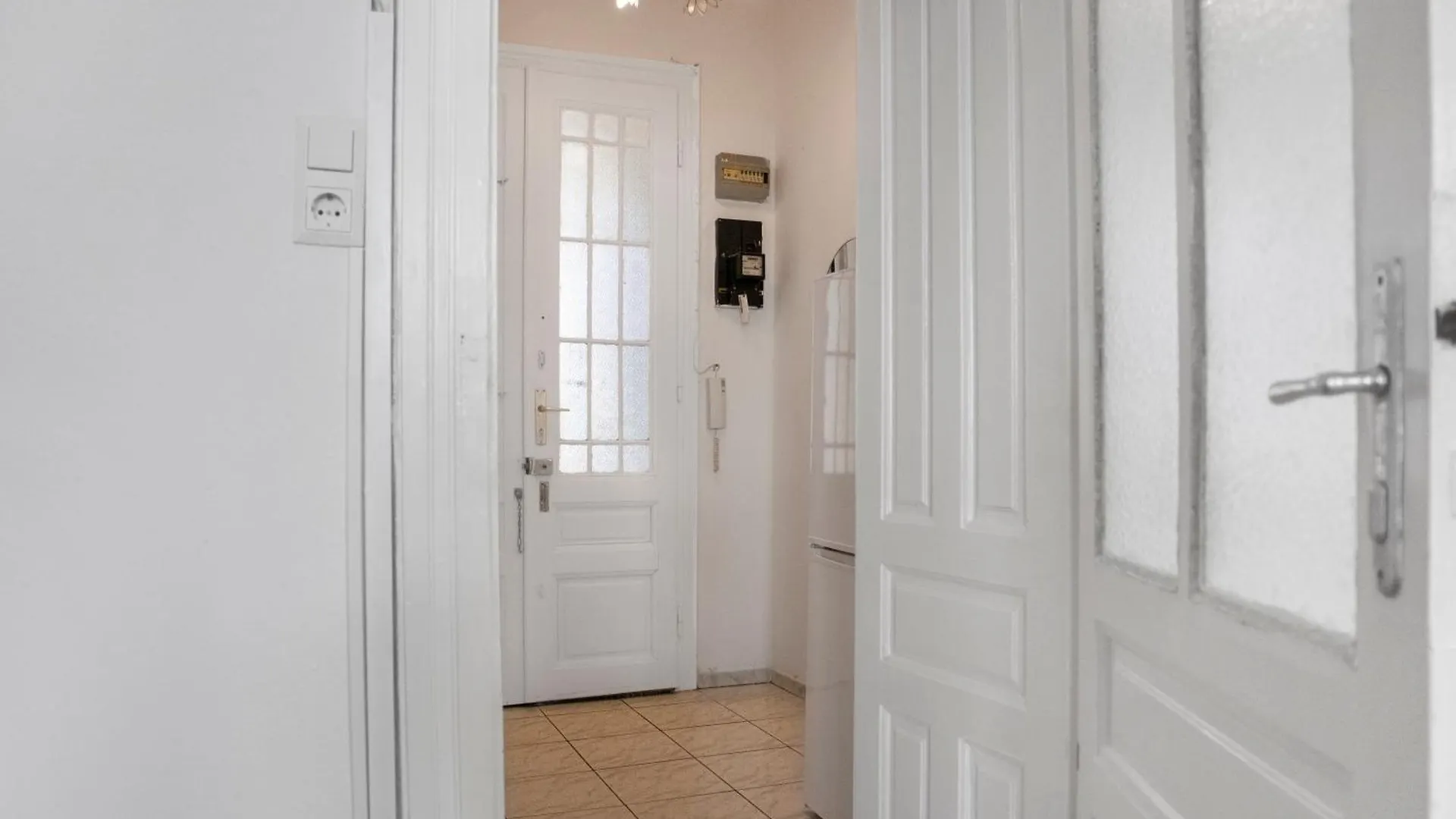 Comfy 2Br Apartment Near Downtown For Longstays Vienna