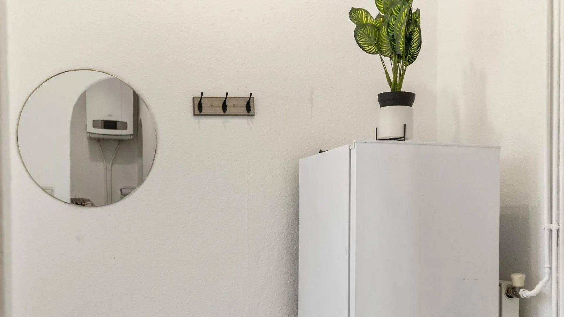 Comfy 2Br Apartment Near Downtown For Longstays Βιέννη